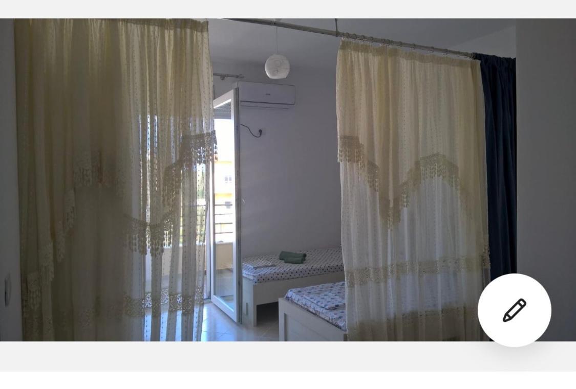 Ilarias Flat Appartement Vlorë