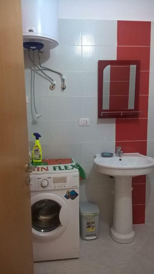 Ilarias Flat * Vlorë